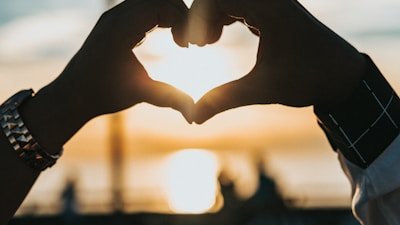 吃瓜51：网红情侣分手撕逼全记录，男方出轨证据曝光